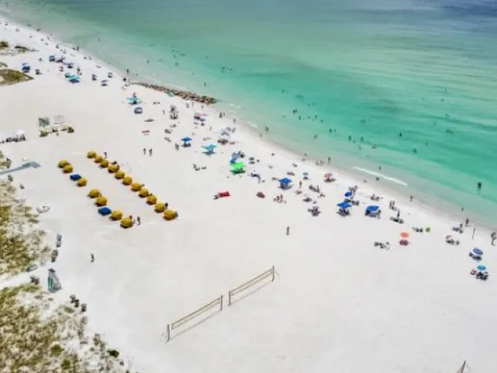 Condo (Apartment) in St Pete Beach