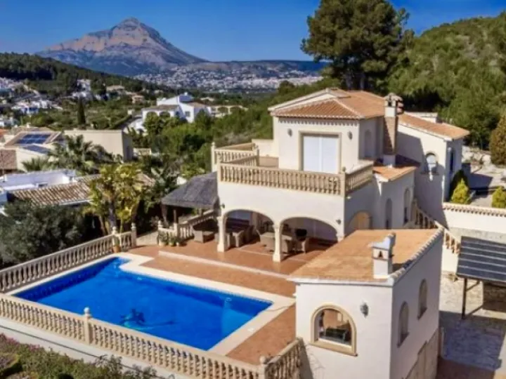 Villa in Javea