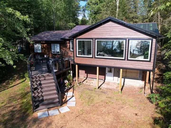 Cottage in Lake Bernard, Ontario